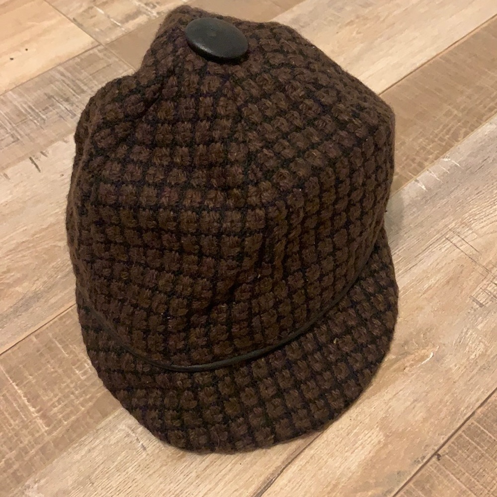 5/48 wool English polo inspired cap from Saks Fifth Avenue